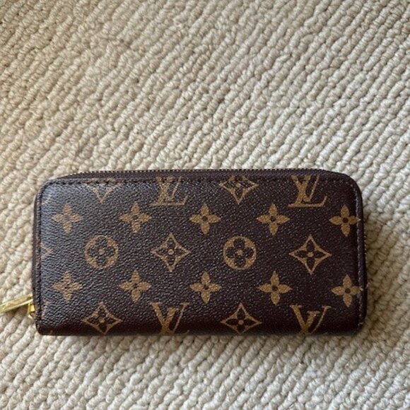 Brown wallet double zip - Picture 2 of 4